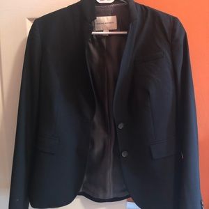 Size 6 Banana Republic Womens Suit
